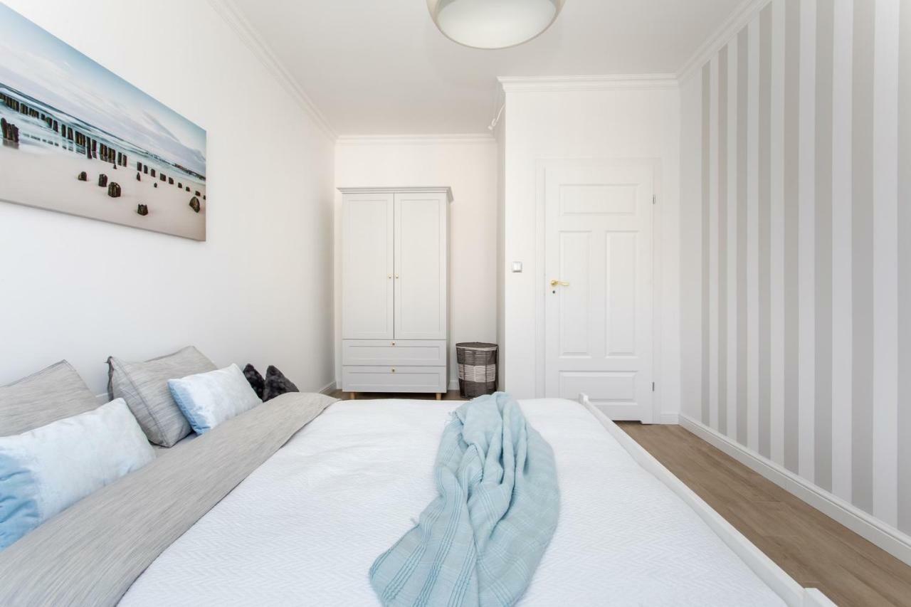 Praia Apartments - Srodmiescie Gdynia Swietojanska 2 Sypialnie Luaran gambar